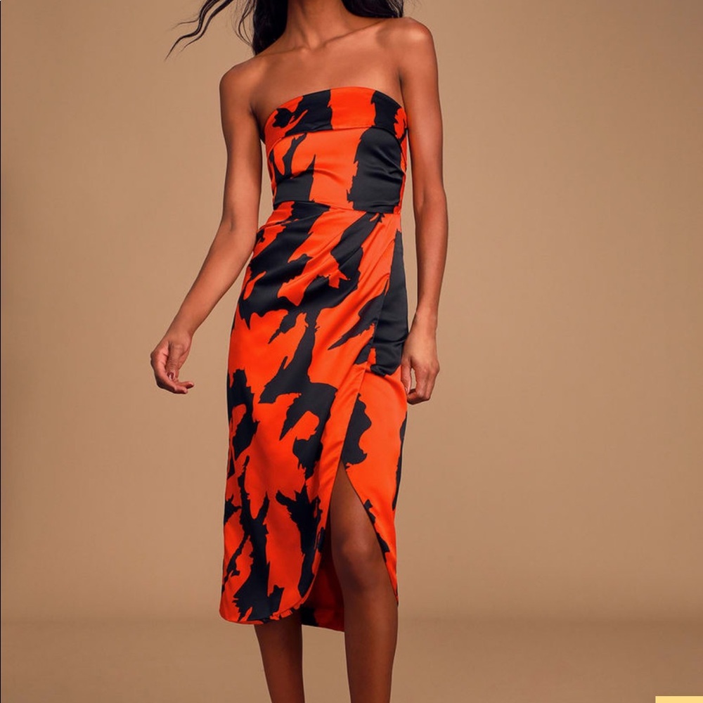 Lulus Black and Red Print Strapless Midi Dress